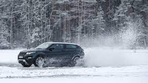 Best SUV for driving in snow: Top SUVs with Standard AWD for Canadian Winters.